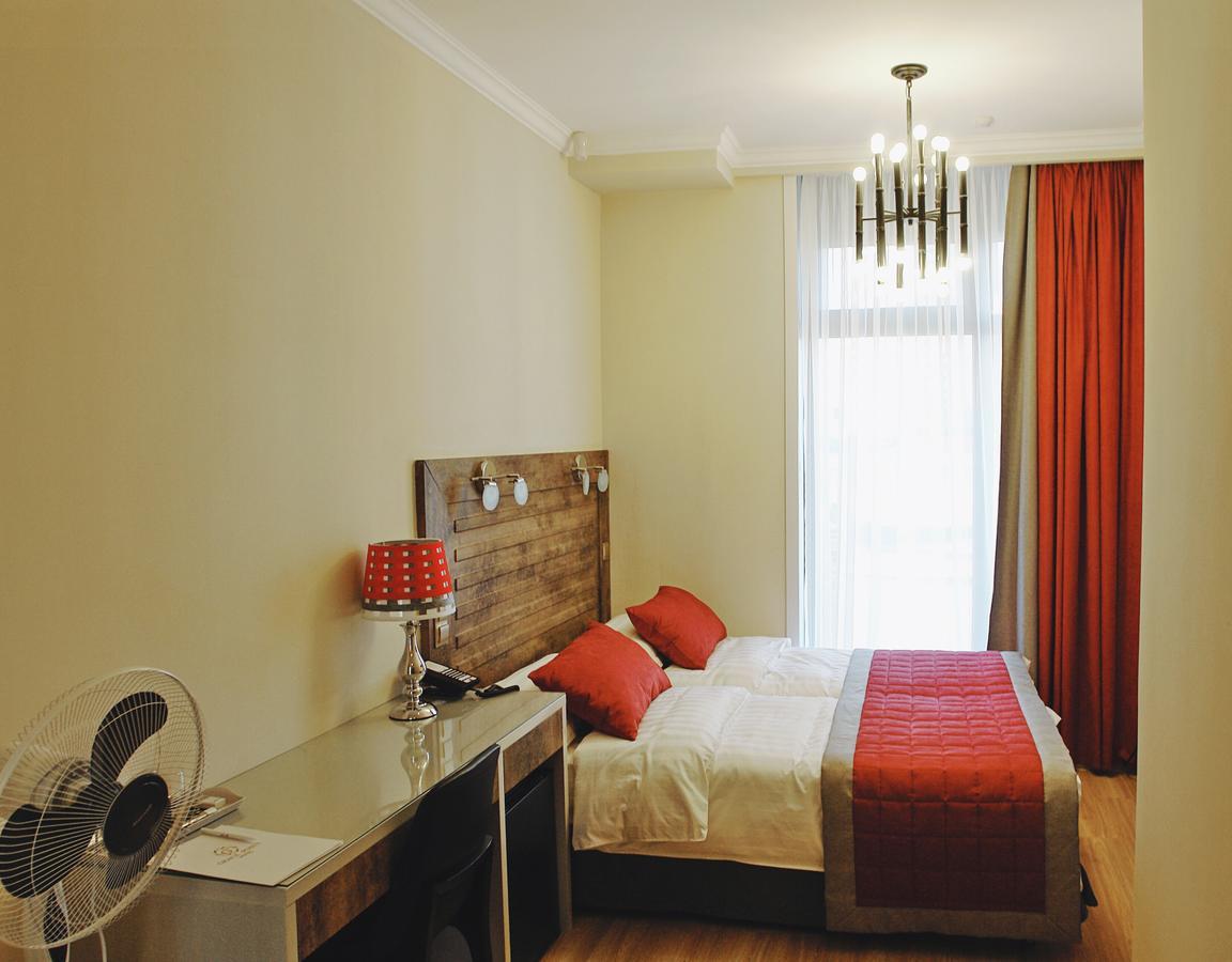 Grace Point Hotel Астана Екстериор снимка