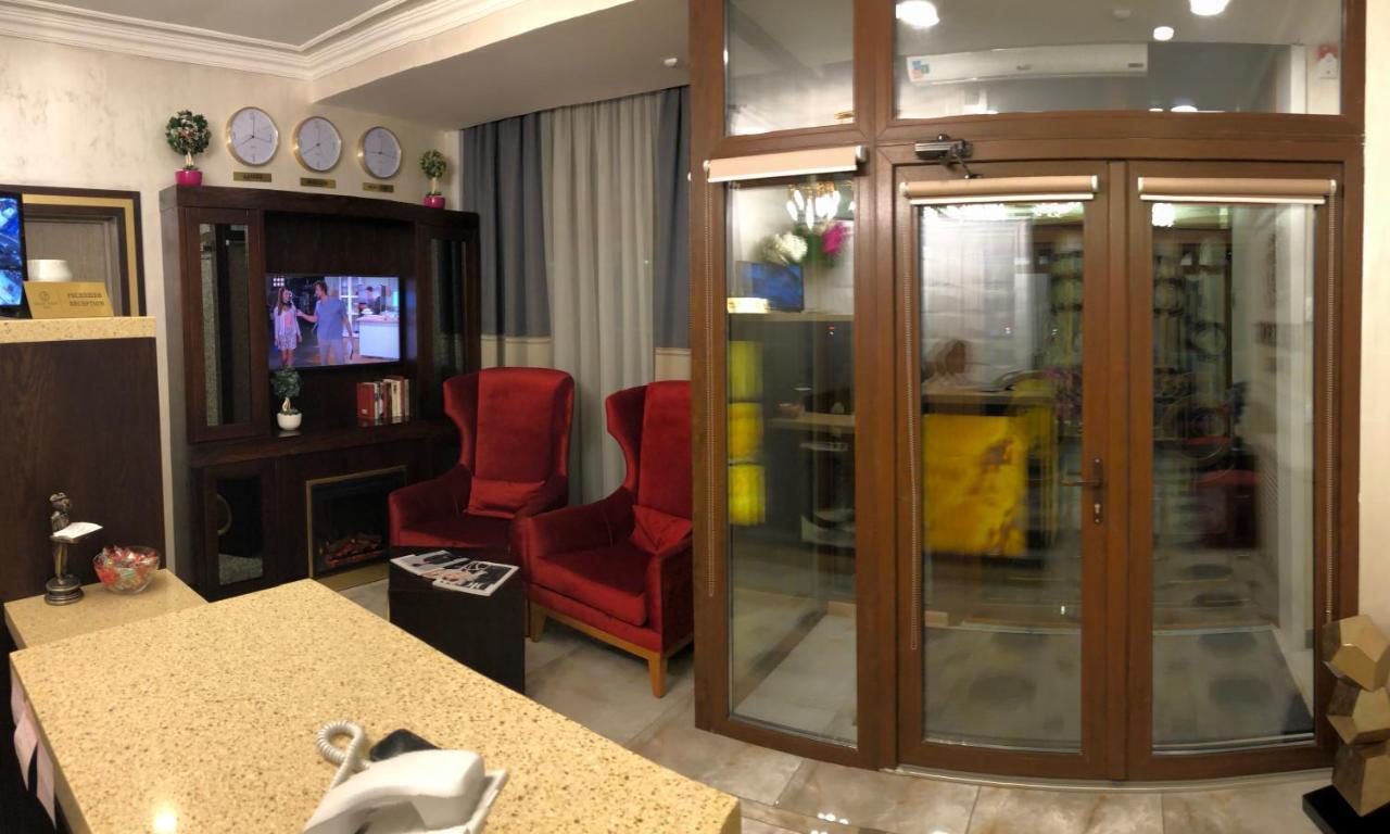 Grace Point Hotel Астана Стая снимка