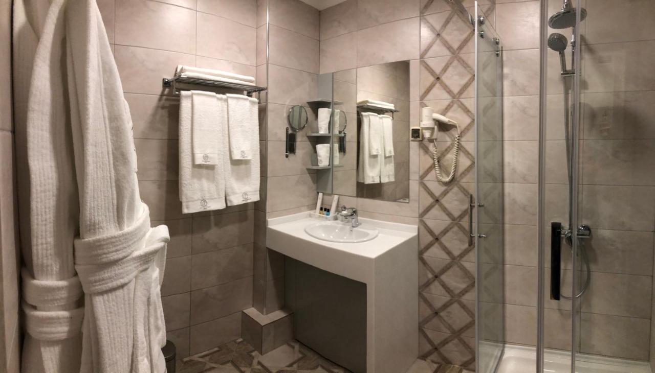 Grace Point Hotel Астана Стая снимка