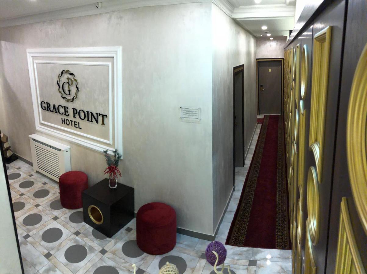 Grace Point Hotel Астана Стая снимка