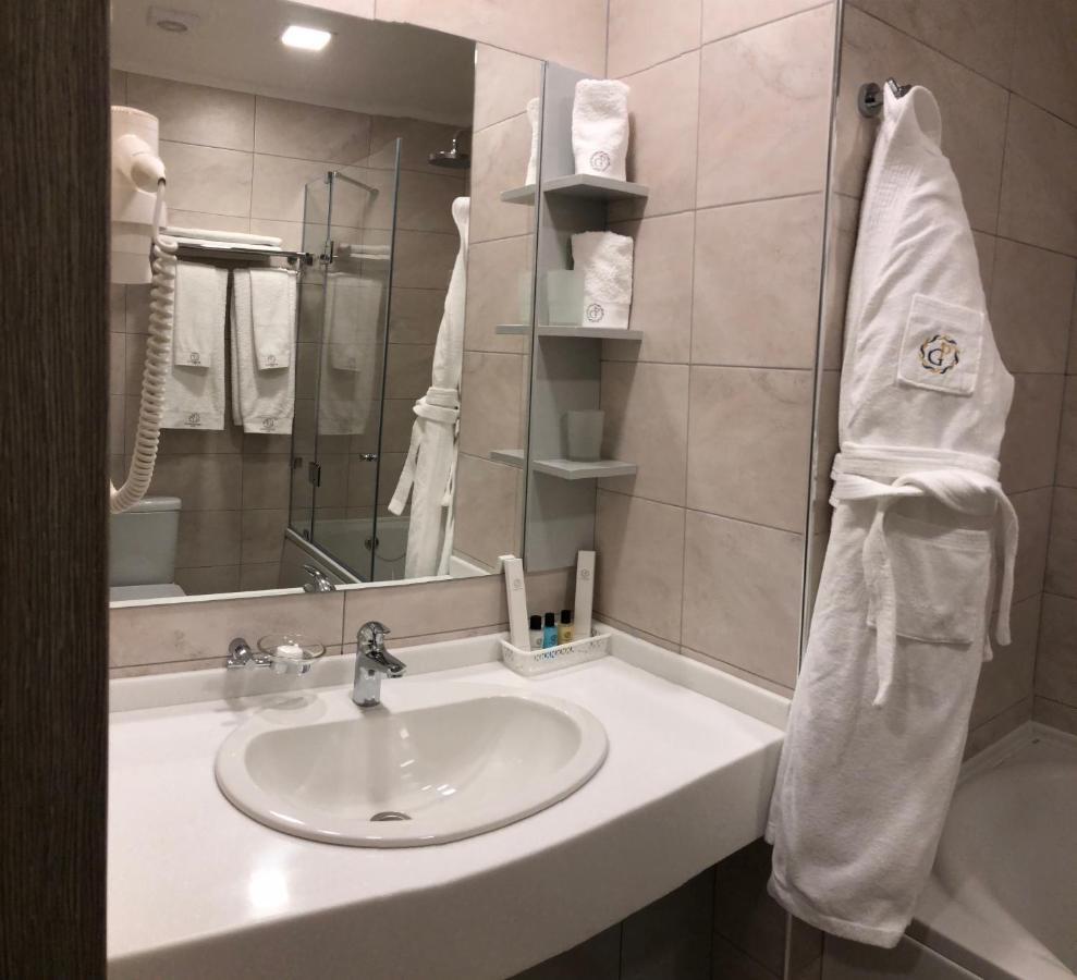 Grace Point Hotel Астана Стая снимка